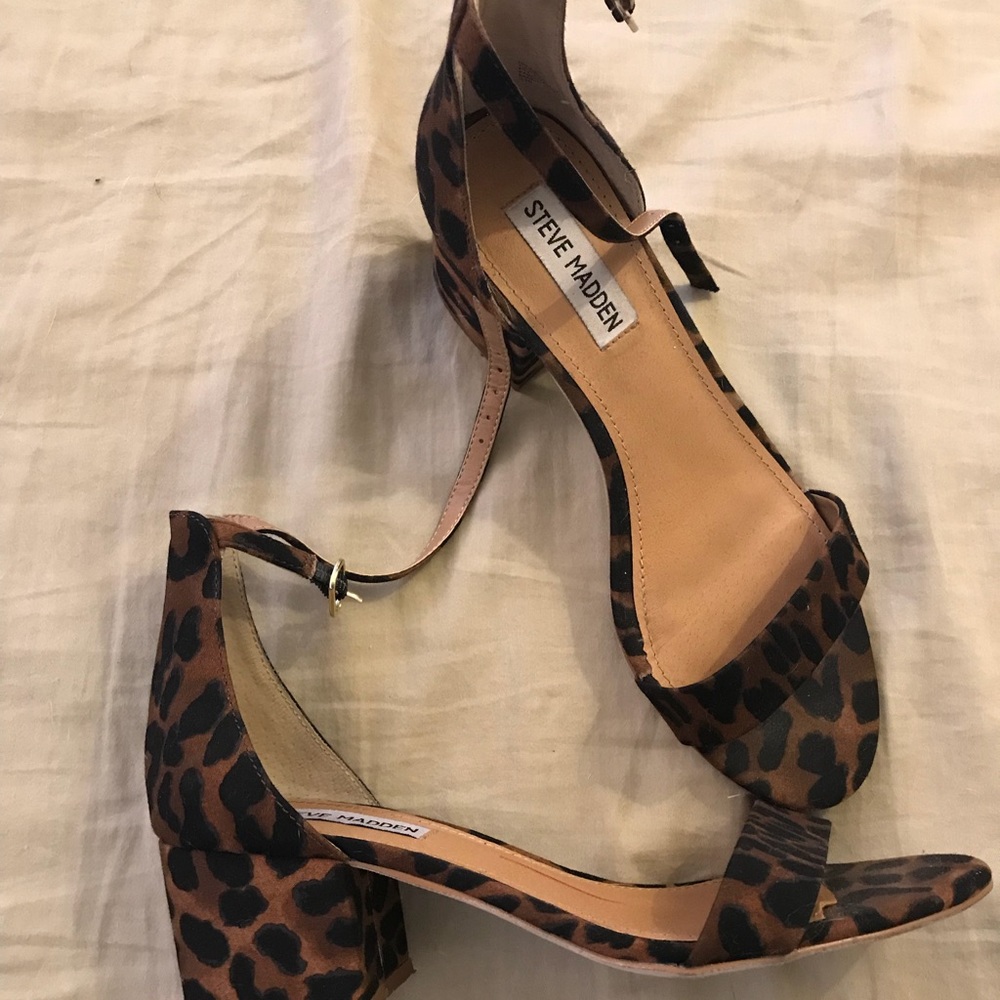Steven Madden sandals